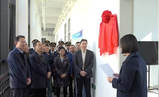 http://news.zjou.edu.cn/__local/B/DD/08/3C36203F1E2EE020F63318153F6_6FED1D3F_AD25C.jpeg